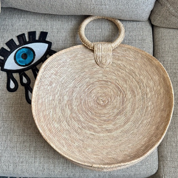 Handbags - Handcrafted Tan Woven Basket with Handle